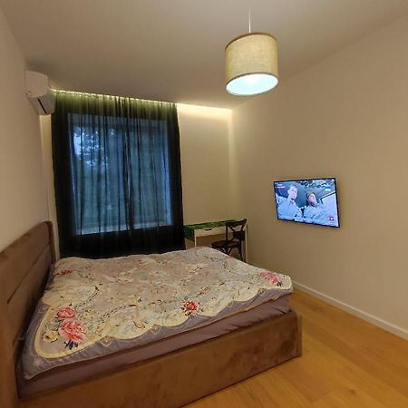Lux apartment, near metro Vasylkivska Kiev Extérieur photo